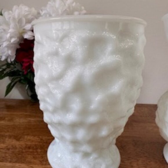 E.O. Brody Milk Glass Vases Vintage White Textured Pedestal Planters Retro Mid-C - Picture 5 of 7